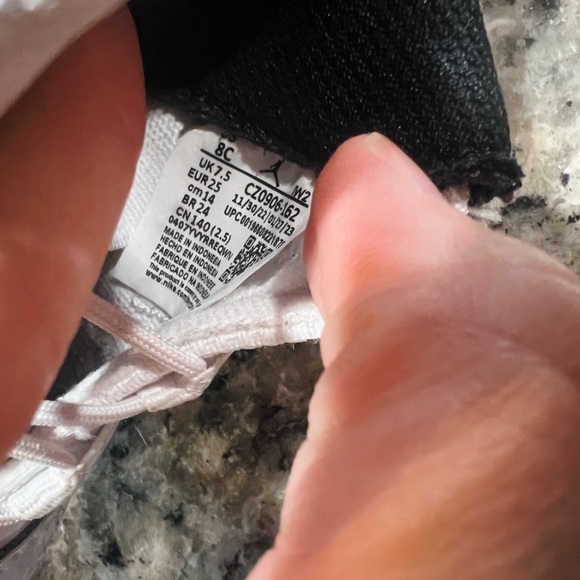 Jordan Toddler Air Jordan 11 CMFT Low Basketball Shoes - size 8C - Picture 6 of 6